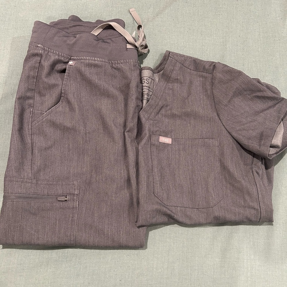 Figs Graphite Scrub Set (S/MP)